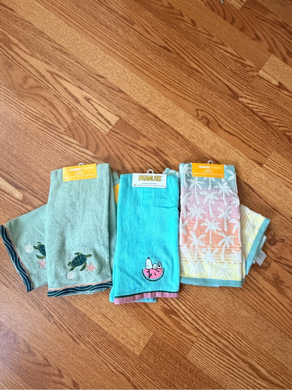Set of 5 Summer Kitchen Towels NWT
